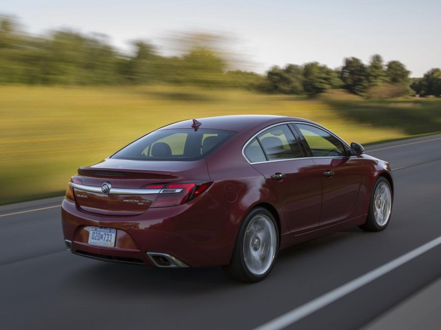  Buick Regal GS 2013 года  (фото 5 из 9)